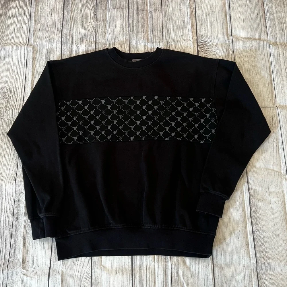 Primark black crewneck